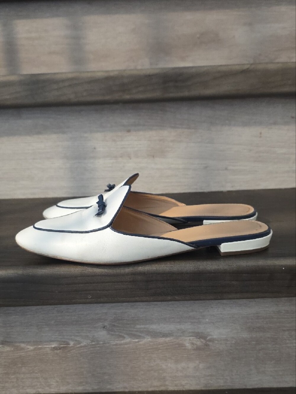 JCrew White Slip-On Women's Mules with Navy Trim and Bow - Picture 2 of 5